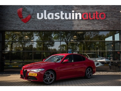 Alfa Romeo Giulia 2.0T Sprint , Memory, Performance Pack