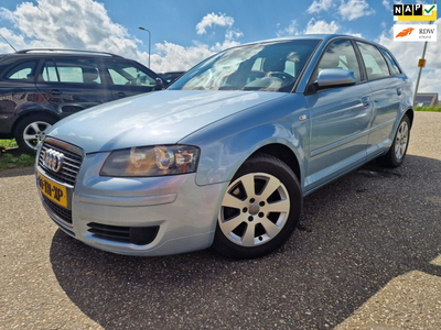 Audi A3 Sportback 2.0 FSI Ambiente/ 1e eigenaar/nap/airco/nieuwe apk/rijd schakelt perfect/inruilen is mogelijk