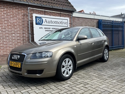 Audi A3 Sportback 2.0 FSI Ambiente APK/TREKHAAK (bj 2006)