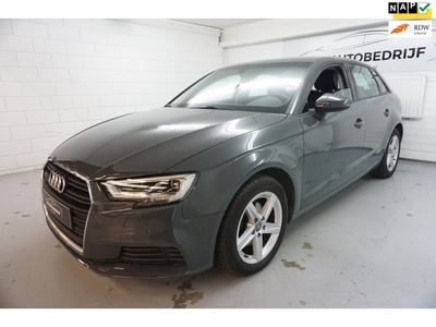 Audi A3 Sportback 30 TDI Design Pro Line /VIRTUAL KLOK LEER