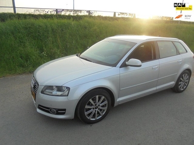 Audi A3 Sportback Audi A3 1.6 tdi diesel 5 deurs airco ecc