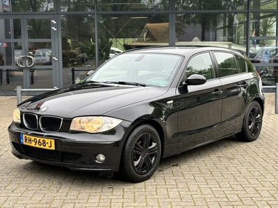 BMW 1-serie 118i Airco/Stoelverwarming/Volledige