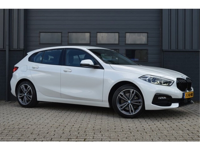 BMW 1-serie 118i Executive Edition ORG. NL (bj 2020)