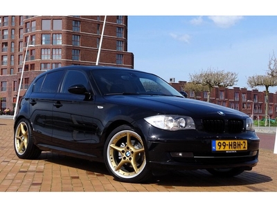 BMW 1-serie 118i High Executive Automaat Leer Navi