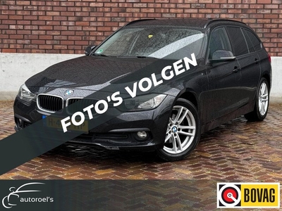 BMW 3-serie Touring 318d Executive / Navigatie / Climate