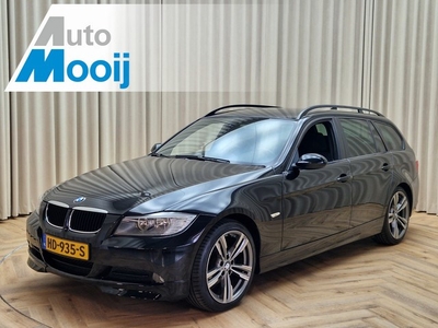 BMW 3 Serie Touring 318i M Sport 1/2 Leder / Navigatie /