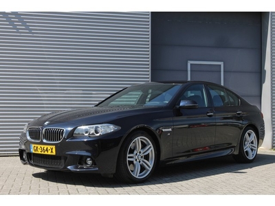 BMW 5 Serie 528i High Executive I M-PAKKET I AUT. I NAVI I