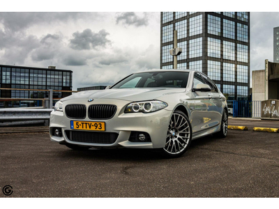 BMW 5-serie 528xi M-Sport - Individual Mondstein Met. - H/K