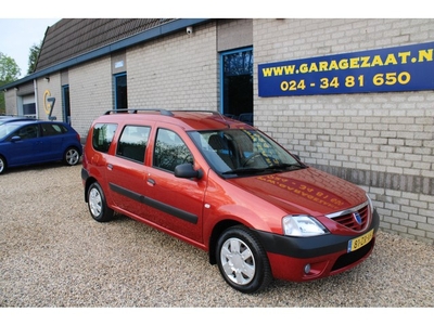 Dacia Logan MCV 1.6-16V Lauréate 7persoons airco 1e eigenaar