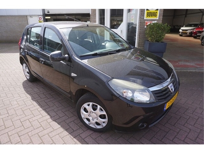 Dacia Sandero 1.2I Blackline (bj 2011)