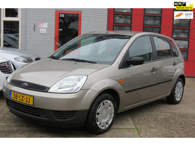 Ford Fiesta 1.4-16V AUTOMAAT ,5 DEURS, 91.000 KM ,Nwe Apk !!!