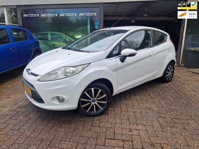 Ford Fiesta 1.4 Trend 12MND GARANTIENW APKAIRCOELEC