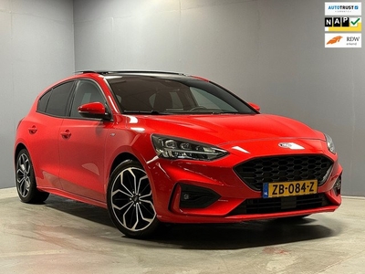 Ford Focus 1.0 EcoBoost ST Line Pano/Winter Pack /18