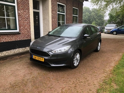 Ford Focus 1.0 Trend Edition (bj 2015)