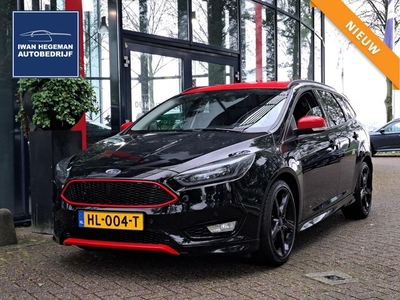 Ford Focus Wagon 1.5 Black Edition 150PK Navi ECC