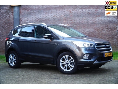 Ford KUGA 1.5 EcoBoost Vignale, Navigatie, Panoramadak