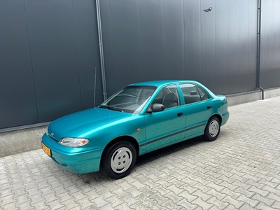 Hyundai Excel 1.5i GS-eerste eigenaar-100%dealer onderhouden