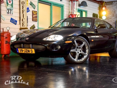 Jaguar XKR 4.0 V8 - ONLINE AUCTION