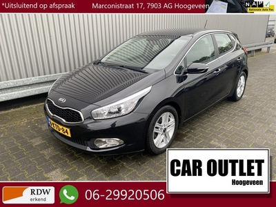 Kia cee'd 1.6 GDI Business Pack Navi, Clima, CC, Cam, LED