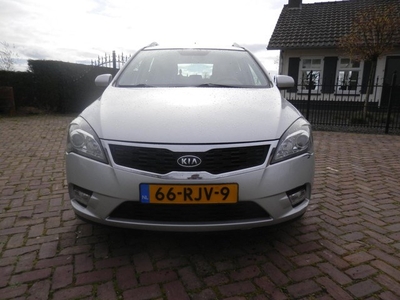 Kia Cee'd Sporty Wagon 1.4 CVVT X-ecutive airco 223022 km