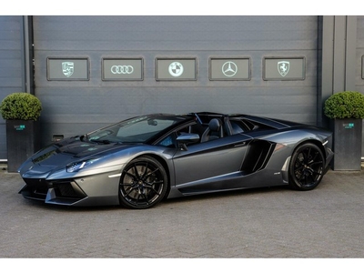 Lamborghini Aventador 6.5 V12 LP700-4