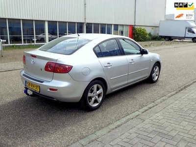 Mazda 3 _ 2.0 Executive 2005 NAP Airco . Apk 01/02/2025