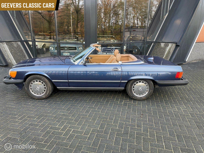 Mercedes 560SL W107 AUTOMATIC 2 TOPS CABRIOLET