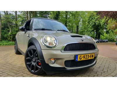 Mini Mini 1.6 Cooper S????€5950,-????167483 KM- onderhoudshistorie aanwezig panoramadak-halfleer-2 sleutels airco-