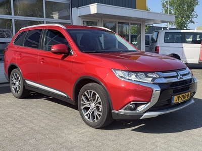 Mitsubishi Outlander 7-persoons 2.0 Executive Edition