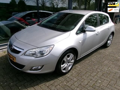 Opel Astra 1.4 Turbo Edition