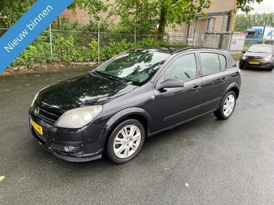 Opel Astra 1.6 Enjoy ZO INGERUILD DUS ZO WEG PRIJSJE