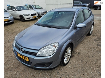 Opel Astra 1.8 Sport zeer netjes airco