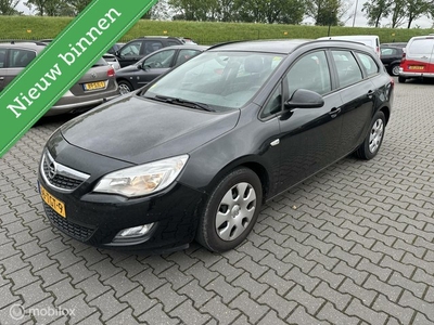 Opel Astra Sports Tourer 1.3 CDTi S/S Cosmo