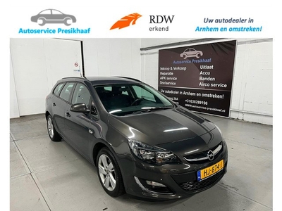 Opel Astra Sports Tourer 1.7 CDTi Cosmo 6-BAK / LM VELGEN