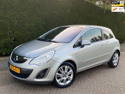 Opel Corsa 1.2 EcoFlex LPG RIJDT SUPER/LEER/NAVI/PDC/CRUISE!