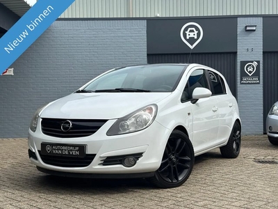 Opel Corsa 1.4-16V Color Edition 5 DRS Car Play