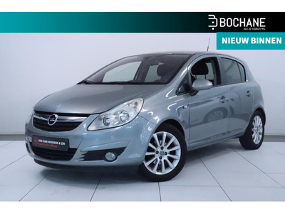 Opel Corsa 1.4-16V Cosmo | Fietsendrager | Clima | LMV | Cruise | Privacy Glas |