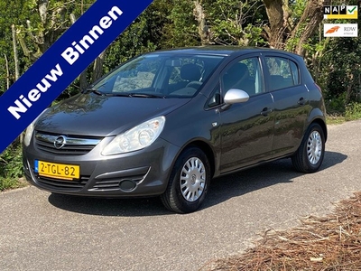 Opel Corsa 1.4-16V Edition 5DRS NAP AIRCO GOED ONDERHOUDEN