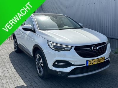 Opel Grandland X 1.2 Turbo Business