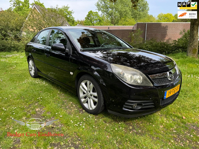 Opel Vectra GTS 2.2-16V Executive Nap/Airco/Leer/Xenon!