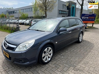 Opel Vectra Wagon 2.2-16V Executive - AUTOMAAT - TREKHAAK !