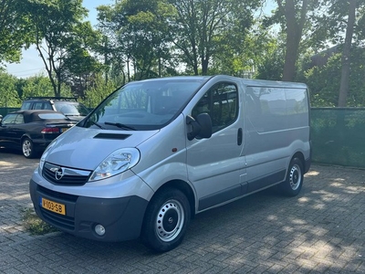 Opel Vivaro 2.0 CDTI L1H1 / Navi + Airco / Nette bus!