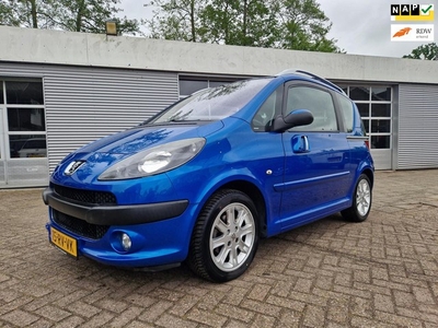 Peugeot 1007 1.4 Sporty ( AUTOMAAT)