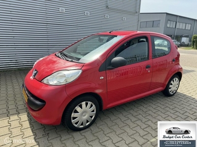 Peugeot 107 1.0-12V XR