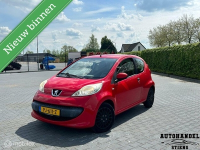 Peugeot 107 1.0-12V XR NIEUWE APK