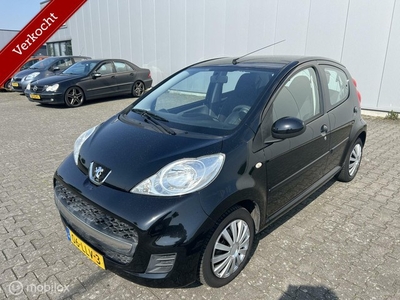 Peugeot 107 1.0-12V XR met airco