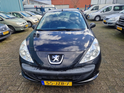 Peugeot 206+ 1.4 benzine rijd super nieuwe APK