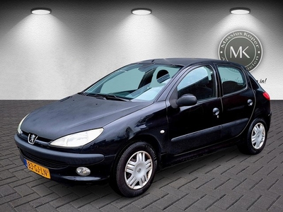 Peugeot 206 1.6-16V Gentry Airco, 5-deurs, APK t/m