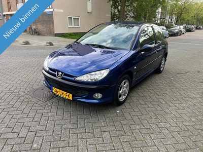 Peugeot 206 (bj 2003)