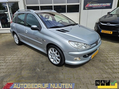 Peugeot 206 SW 1.6-16V Quiksilver AIRCO..TREKHAAK